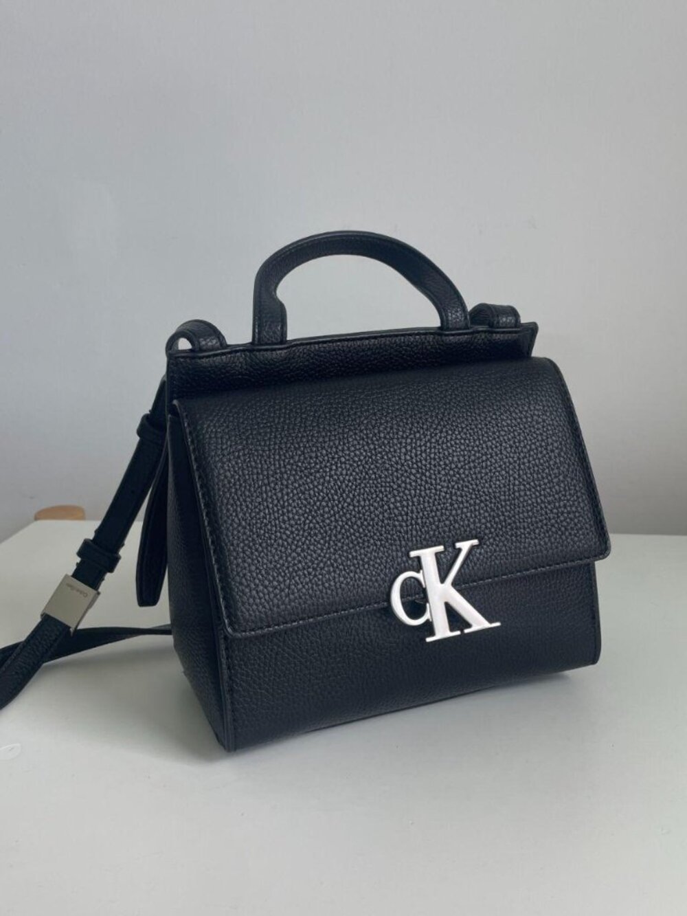 Calvin Klein Monogram Crossbody Bag – Black 🖤